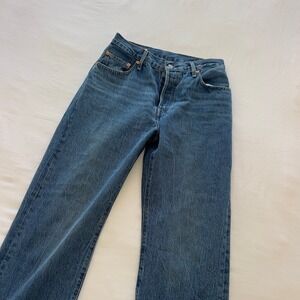 Levis Premium 501 Original Fit Jeans Medium Wash Blue Button Fly W28 L30